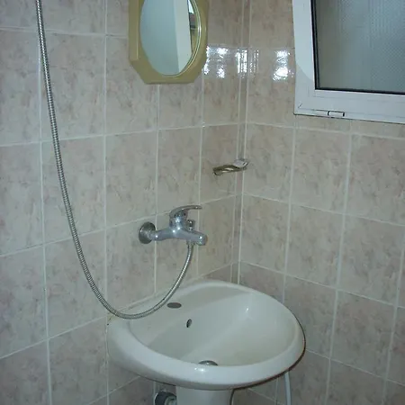 Hotel Zora Borovan