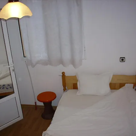 Hotel Zora Borovan